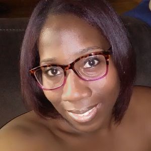 Meet your Posher, Latasha